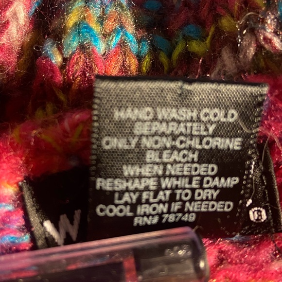 wet seal Boho Knit Sweater Juniors L Fits S M Top - Picture 9 of 12